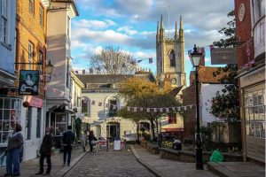Windsor Shopping Guide: Top Stores You Can’t Miss